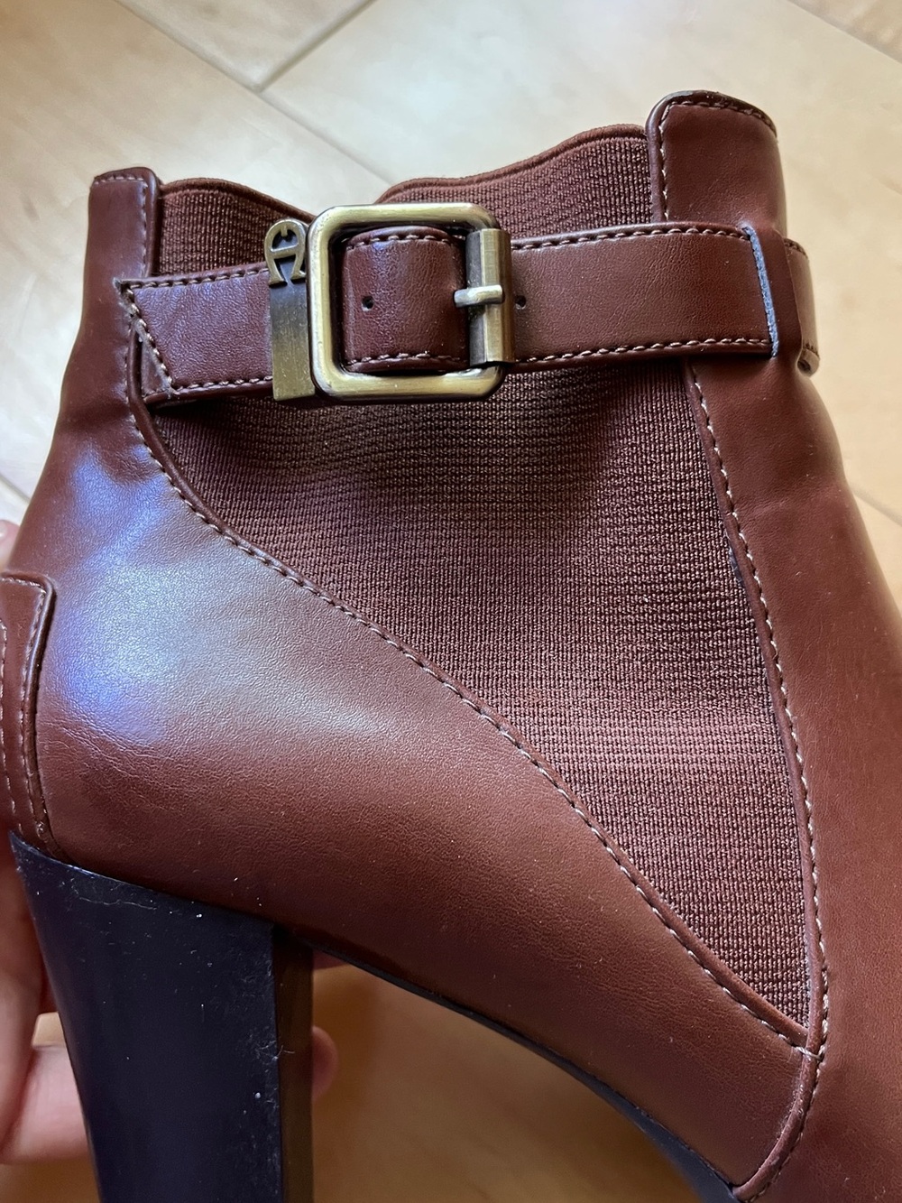 Etienne Aigner Chestnut Brown Leather Ankle Boots with Buckle - Picture 11 of 13